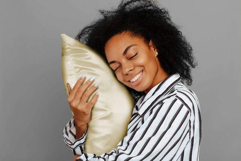 Satin Pillow Case with Zipper - Luxury Pillow Cover (Pillowcase Set of 2)