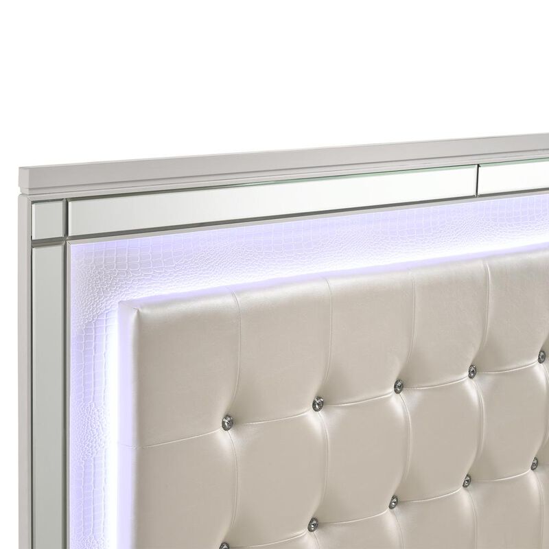 New Classic Furniture Furniture Valentine Solid Wood King Size Lighted Bed in White