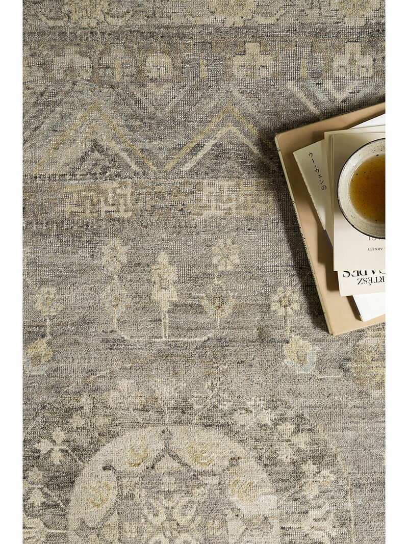 Legacy LZ06 Ash 4' x 6' Rug