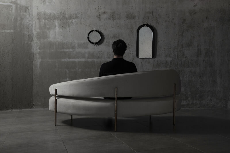 SITIERA_01 Ébano Velvet Upholstered 3-seater Sofa with Aged Bronze Legs by ANDEAN