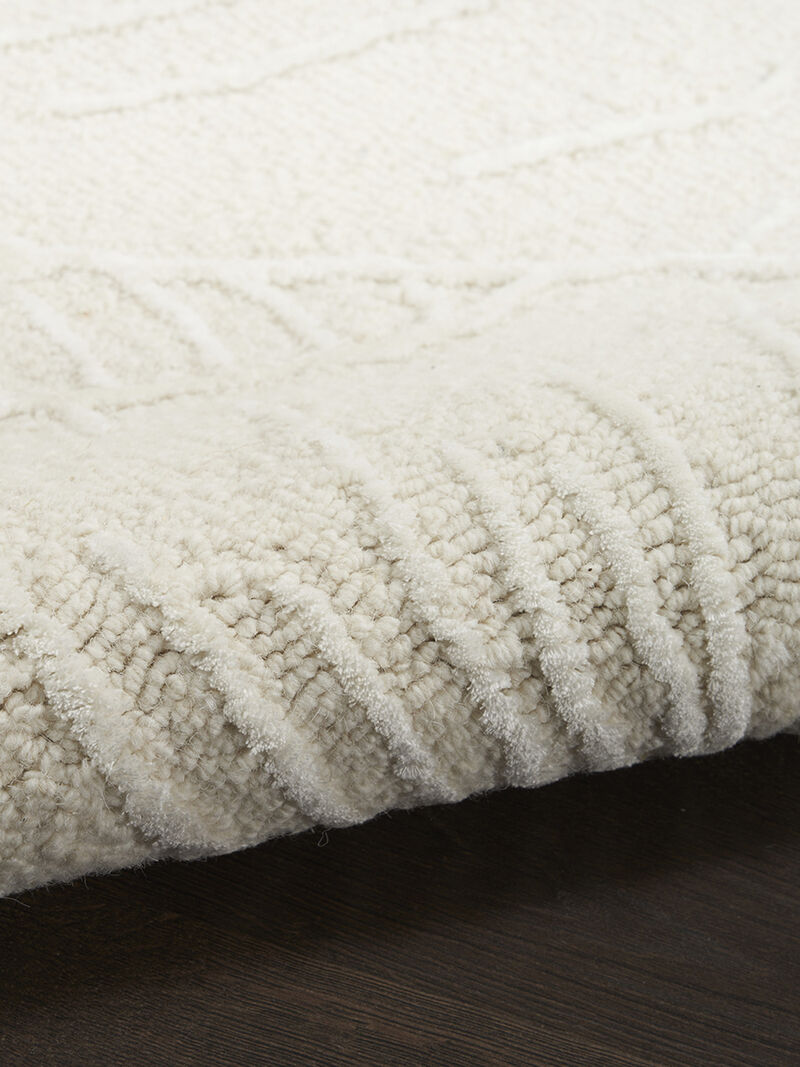 Avra AVR01 Ivory 8'6" x 11'6" Rug