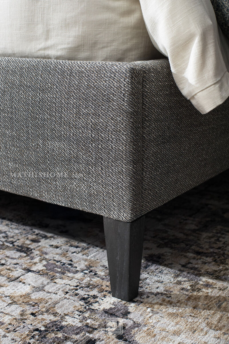Menton Panel Bed