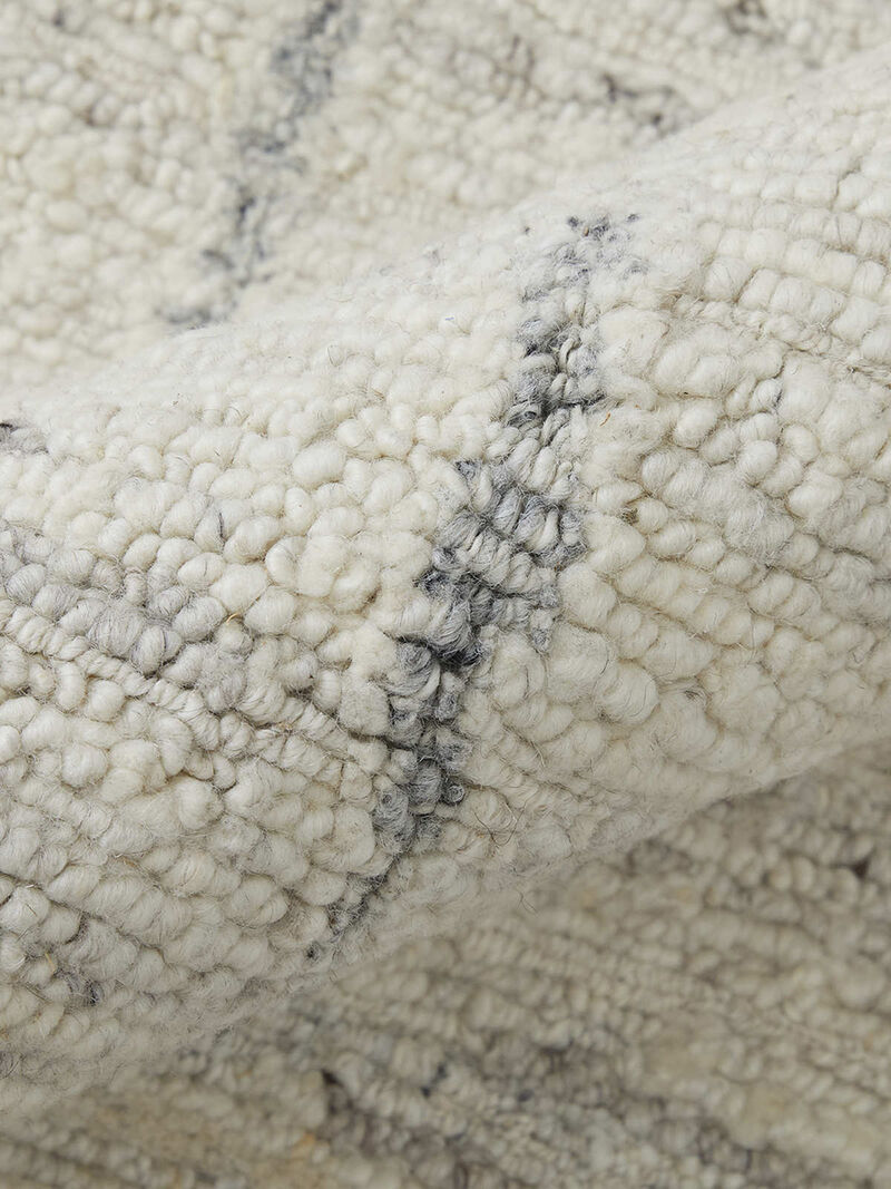 Navaro 8913F 9'6" x 13'6" Ivory/Gray/Blue Rug
