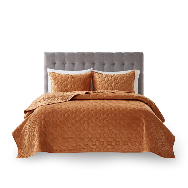 Gracie Mills Gayle 3-Piece Casual Geometric Velvet Quilt Set