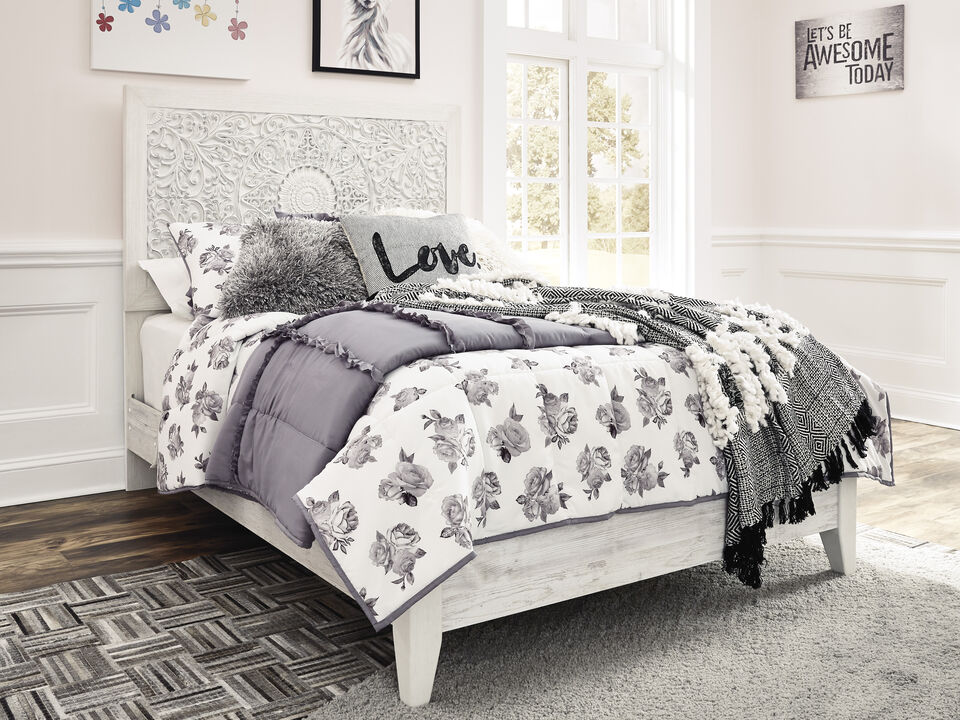 Paxberry Full Panel Bed