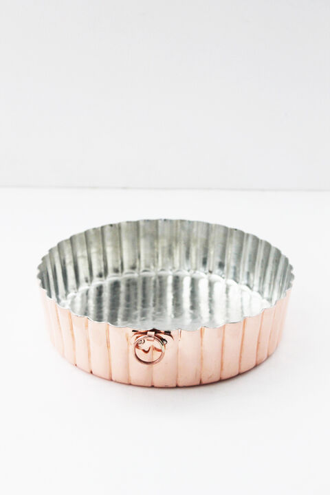 Coppermill Kitchen Vintage Inspired Cake Pan