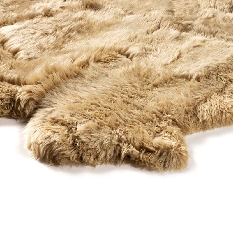Lalo Beige Lambskin 3.25' x 6' Rug