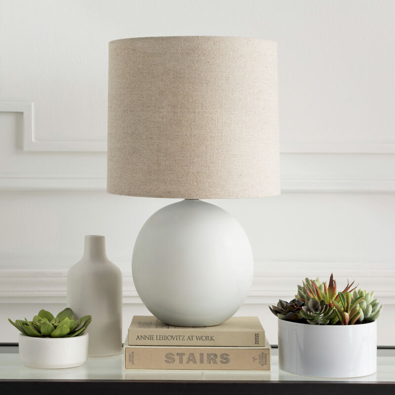 Vogel VGL-003 22'H x 13'W x 13'D Lamp