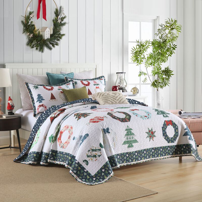 Marcielo 3 Pcs Winter Blue Candy Christmas Quilt Bedspread Set