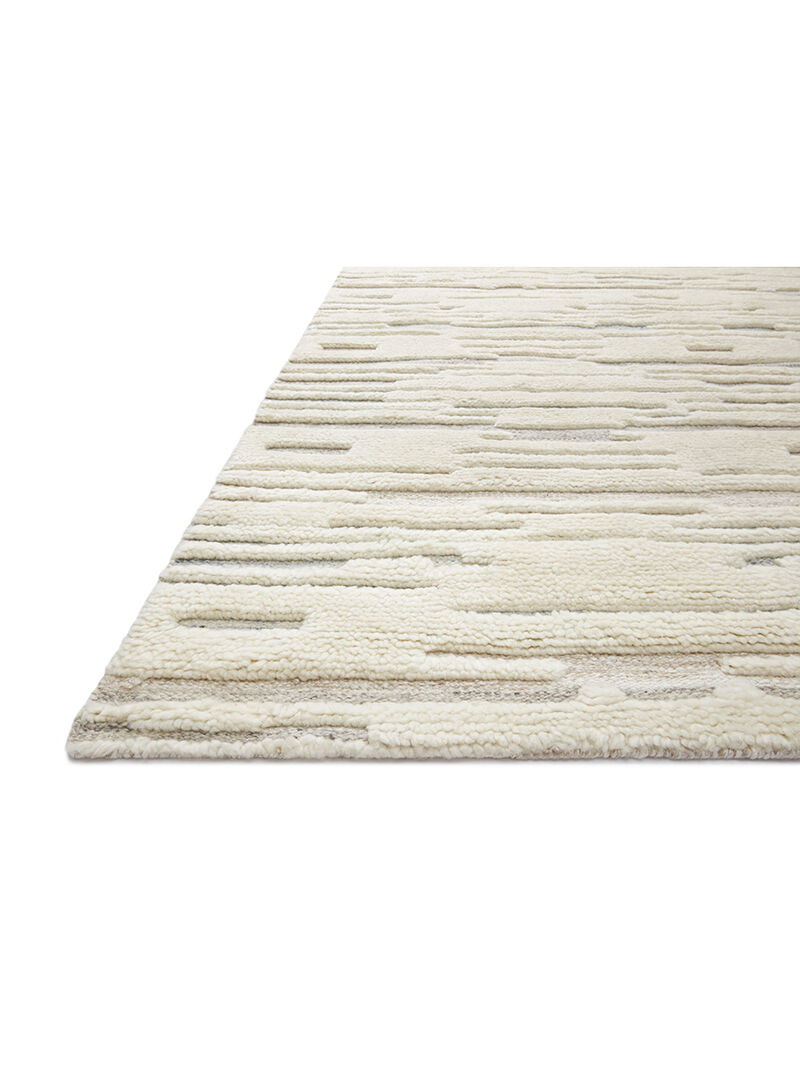 Bennett BEN02 Ivory/Mist 4' x 6' Rug