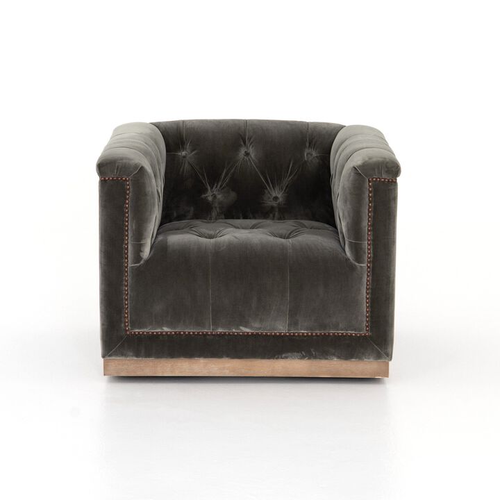 Maxx Swivel Chair