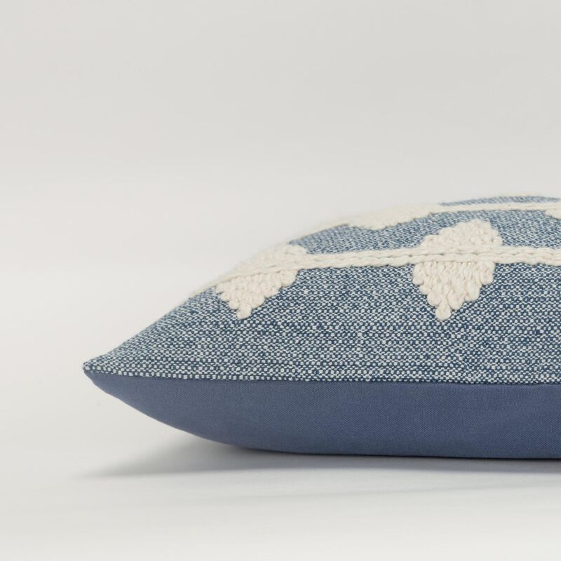 T20578 Pillow