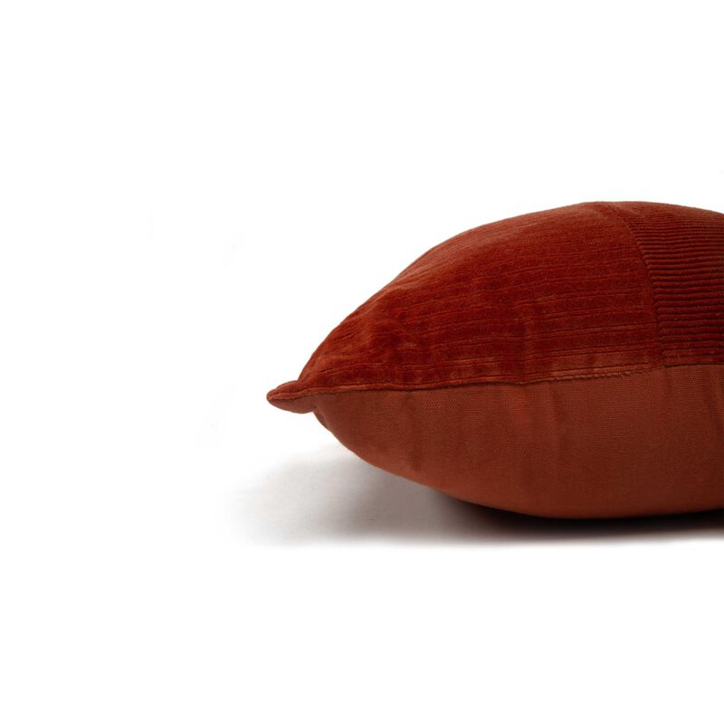 T22445 Pillow