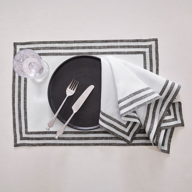Solino Home 100% Pure Linen Cloth Napkins 20 x 20 Inch Set of 4 Dinner Napkins | Mila