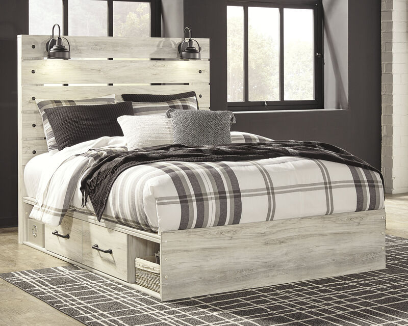 Cambeck Queen Panel Bed