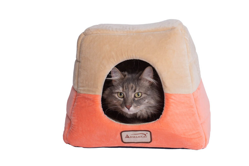 Aeromark Int'l Inc.Armarkat Cat Bed, C07CCS/MH, Orange and Beige