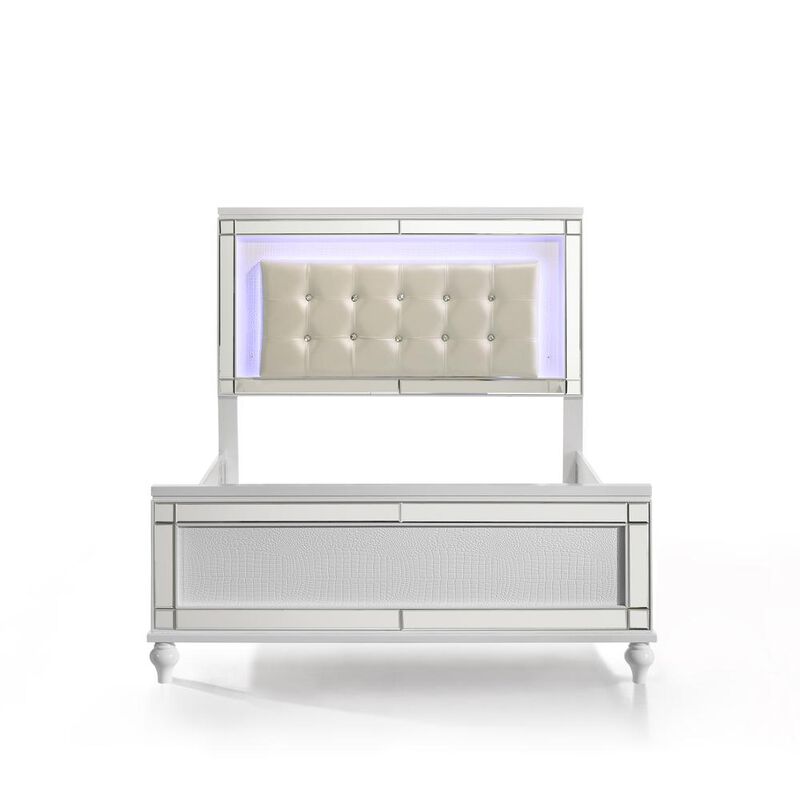 New Classic Furniture Furniture Valentine Solid Wood Full Size Lighted Bed in White