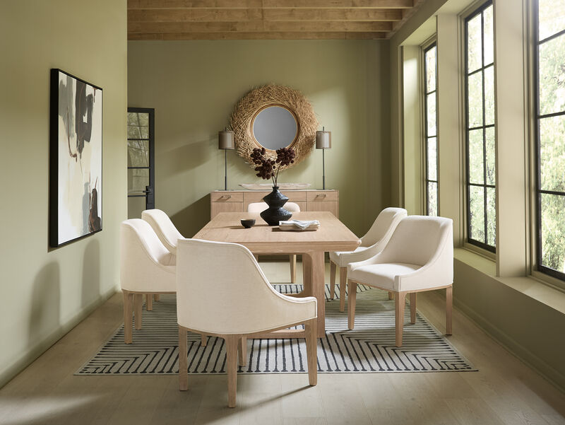 Banyon Bay Upholstered Host Chair