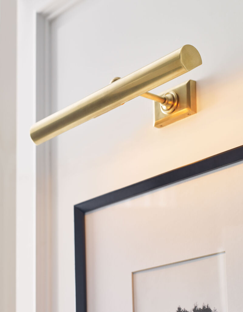 18" Cabinet Maker's Picture Light in Antique Brass