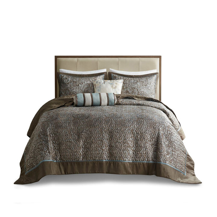 Gracie Mills Thornton 5-Piece Reversible Jacquard Bedspread Set with Throw Pillows