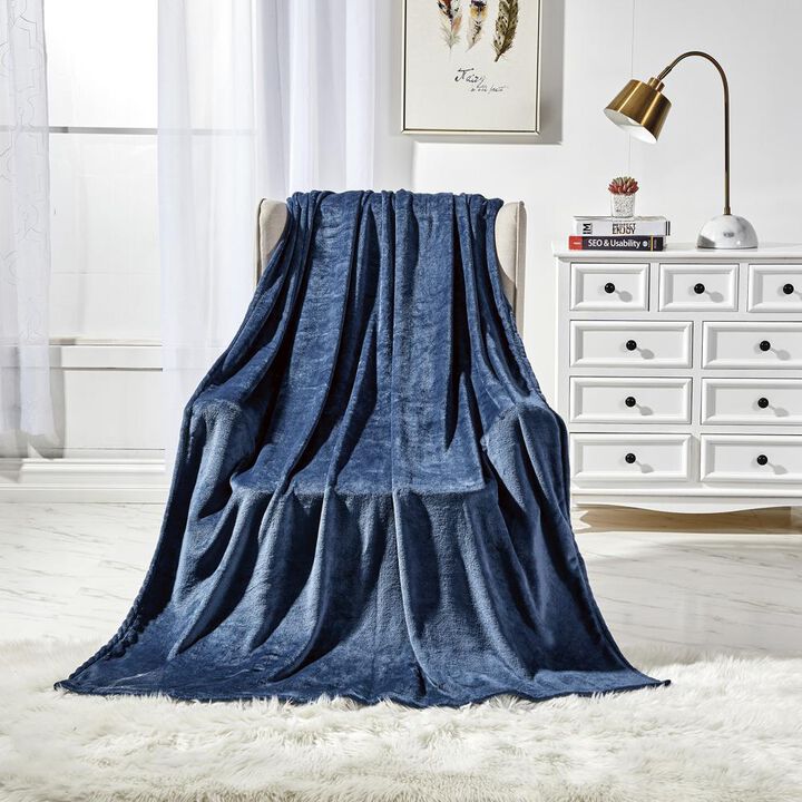 Plazatex Microplush and Microfiber All Season Hydrophobic  Polyester Solid Throw Blanket 50" x 60", Navy