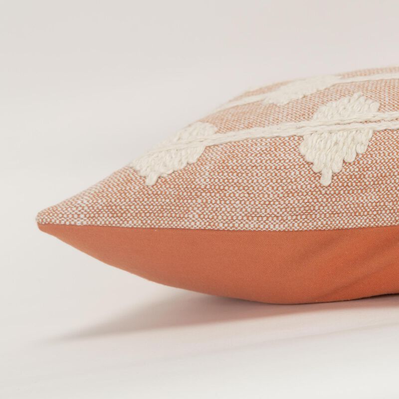 T20579 Pillow