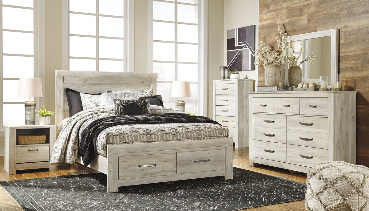Bellaby Queen Platform Bed