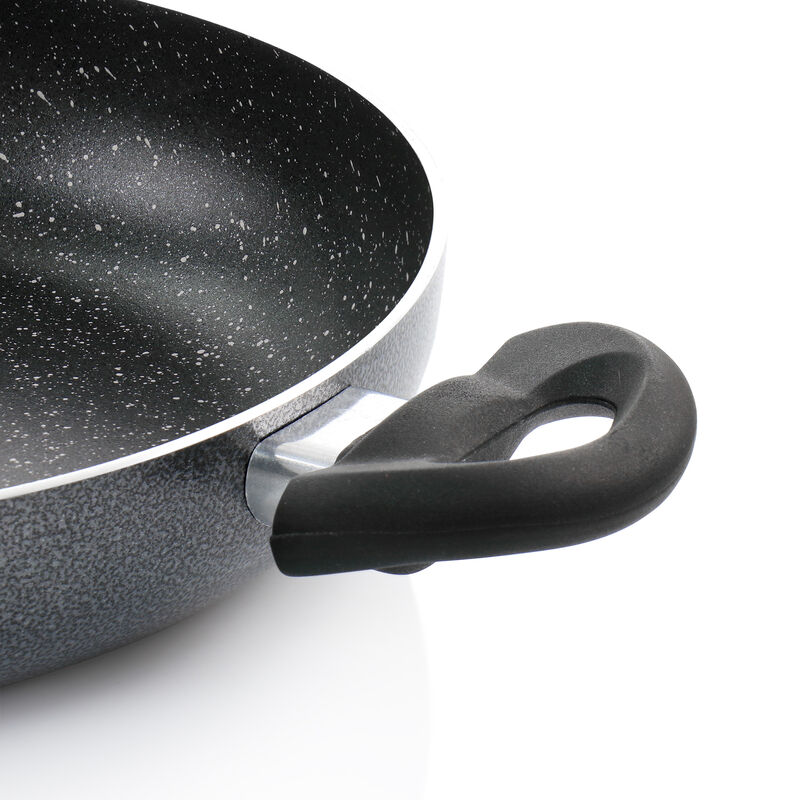Oster Pallermo 3.5 Quart Aluminum Nonstick Saute Pan in Charcoal with Lid