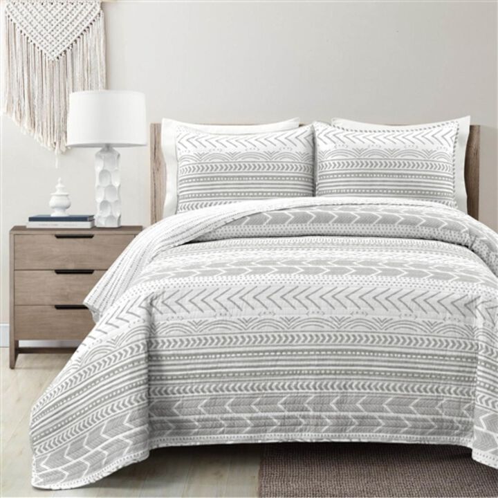 Hivvago King size Scandinavian Chevron Grey White Reversible Cotton Quilt Set