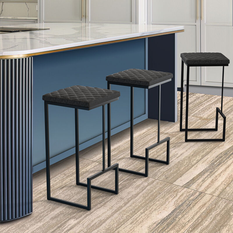 LeisureMod Bar Stool Upholstered in Leather with Diamond-Shaped Stitch Design and Powder-Coated Metal Sled Base for Modern Home, Kitchen, Bars Quincy Collection