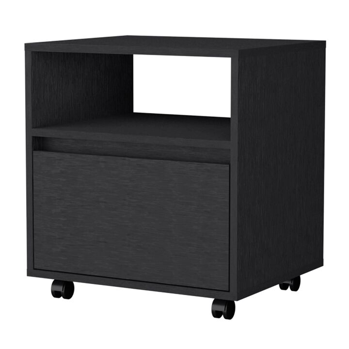 Duncan Nightstand