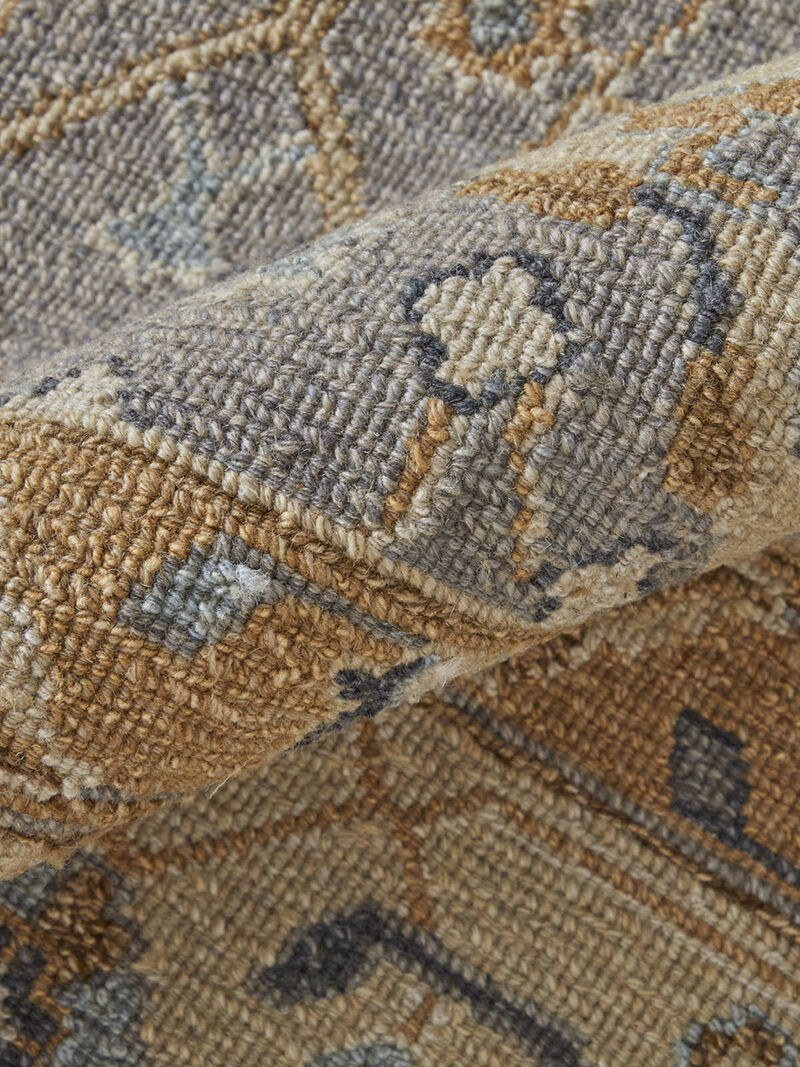 Corbitt 0611F 3'6" x 5'6" Gray/Gold Rug
