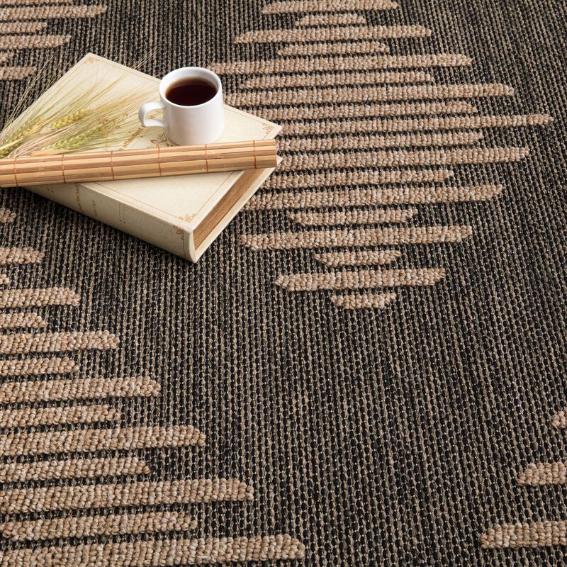 Modern Outdoor Rug with Diamond Pattern in Natural Colors