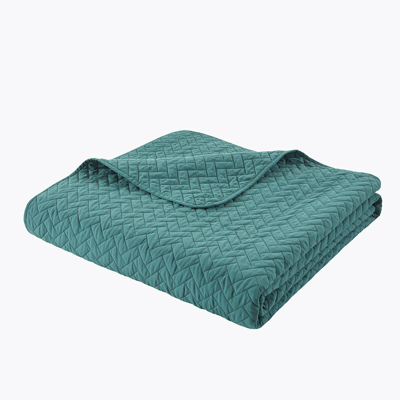 Gracie Mills Ria Solid Oversized Herringbone Quilt Set