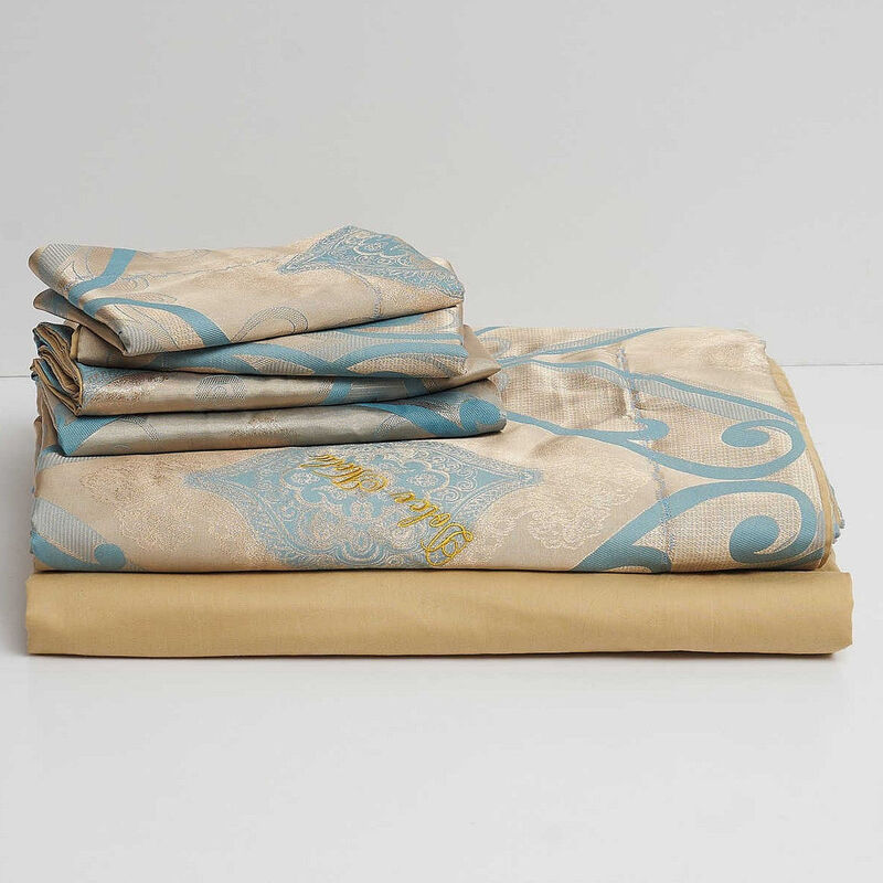 Dolce Mela Duvet Cover Set Jacquard Top & 100% Cotton Inside