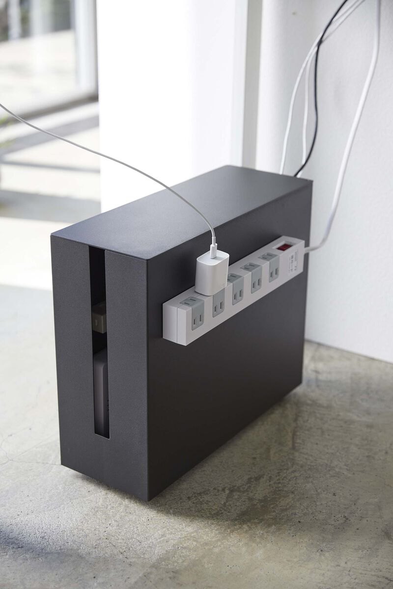 Rolling Cable Management Rack
