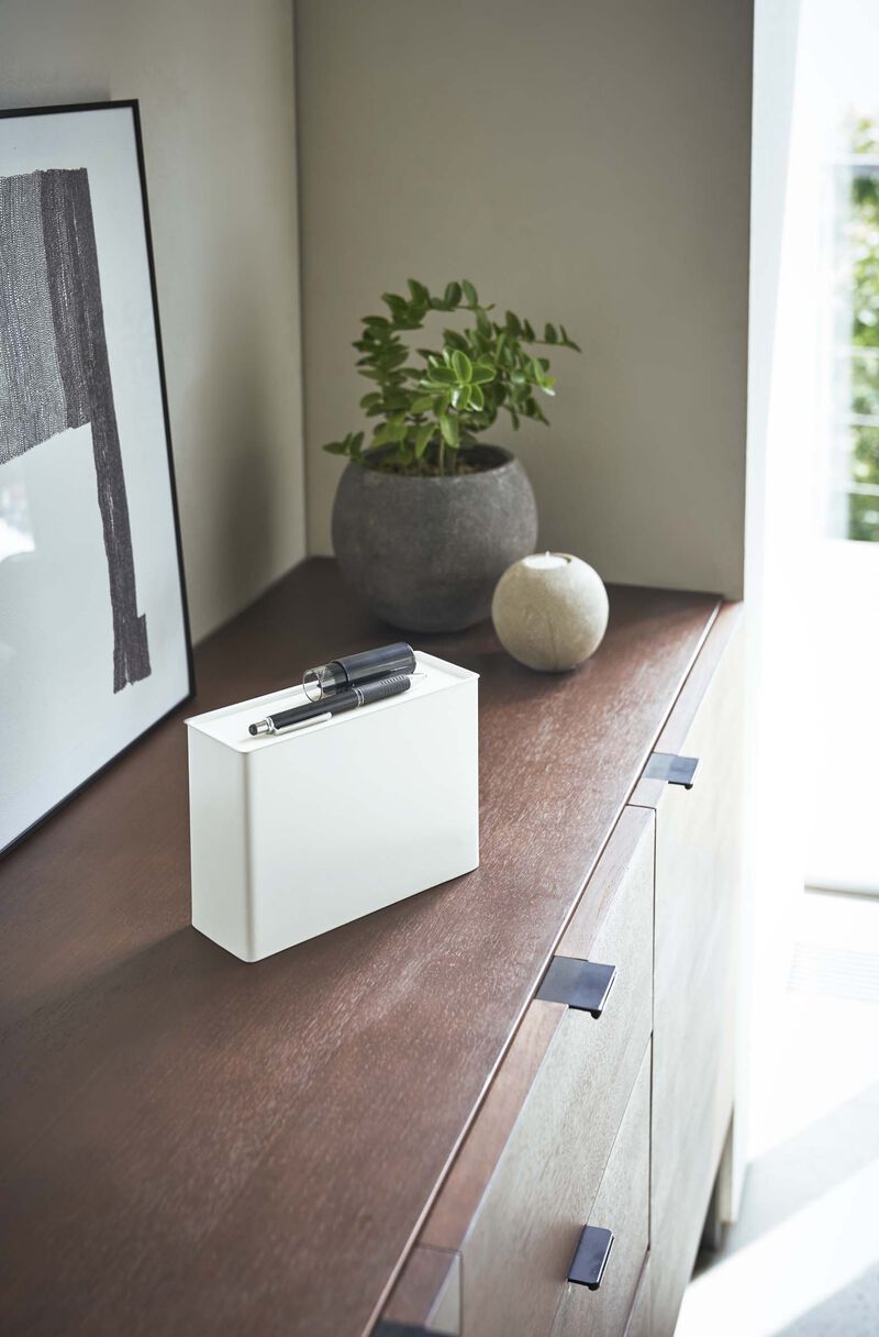 Magnetic Face Mask Dispenser
