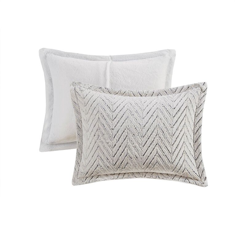 Gracie Mills Cornelia Chevron Plush Down Alternative Comforter Set