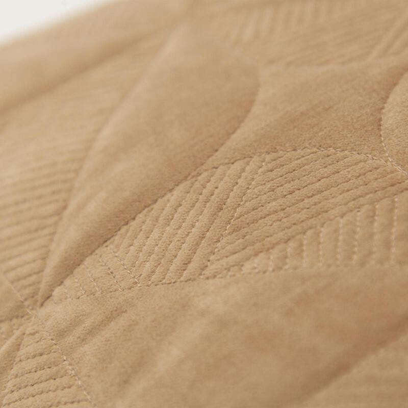 T20437 Pillow