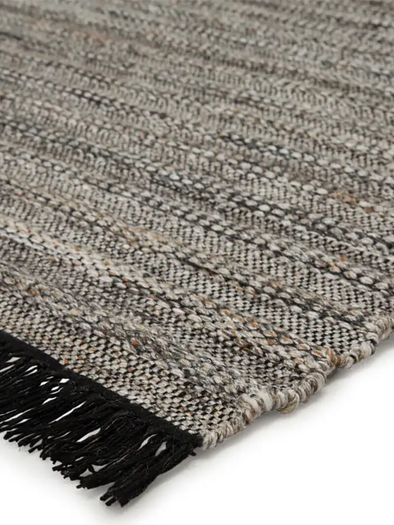 Castillo Torre Black 8' X 10' Rug