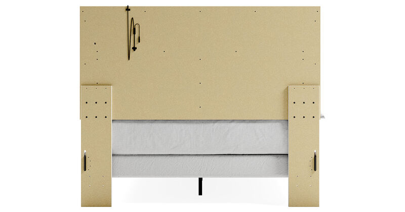Altyra Queen Panel Bed
