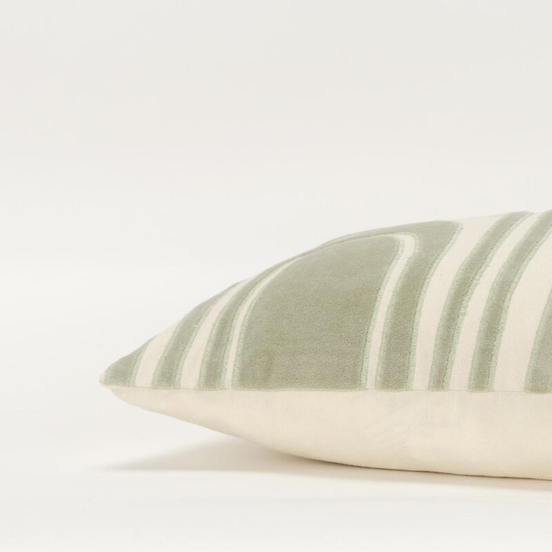T21589 Pillow