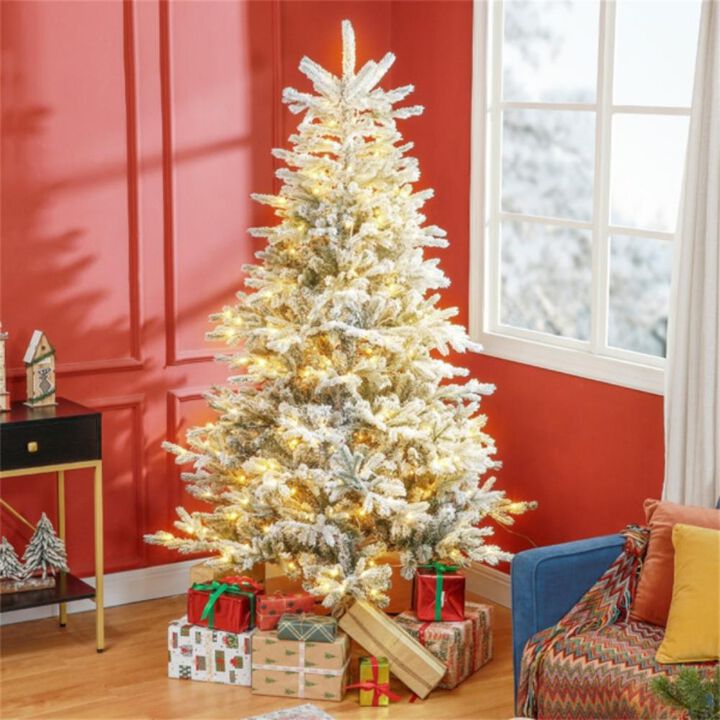 Artificial Christmas Tree Full & Lush Holiday Décor for a Festive Atmosphere