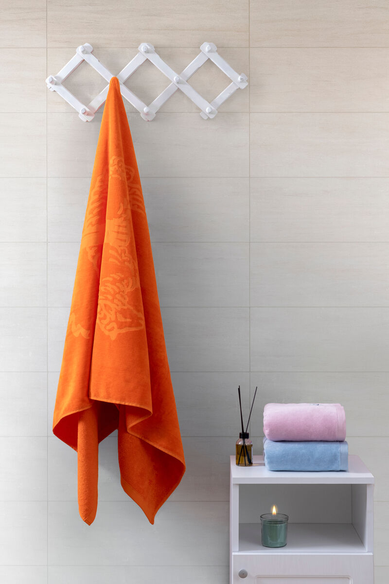 Brooks Brothers Jacquarded Logo Beach Towels
