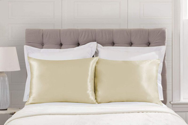 Satin Pillow Case with Zipper - Luxury Pillow Cover (Pillowcase Set of 2)