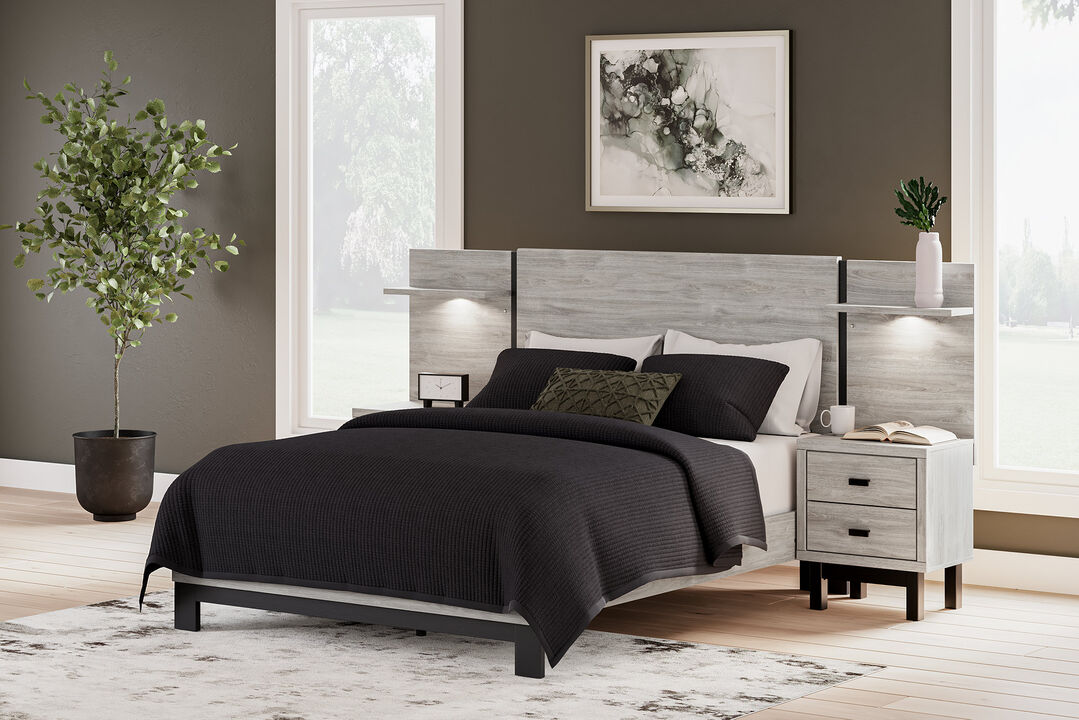 Queen Panel Bed w/Extensions