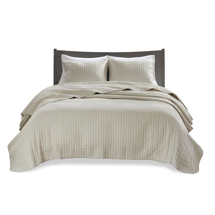 Gracie Mills Becker Cozy Reversible Pick Stitch Quilt Set with Matching Shams