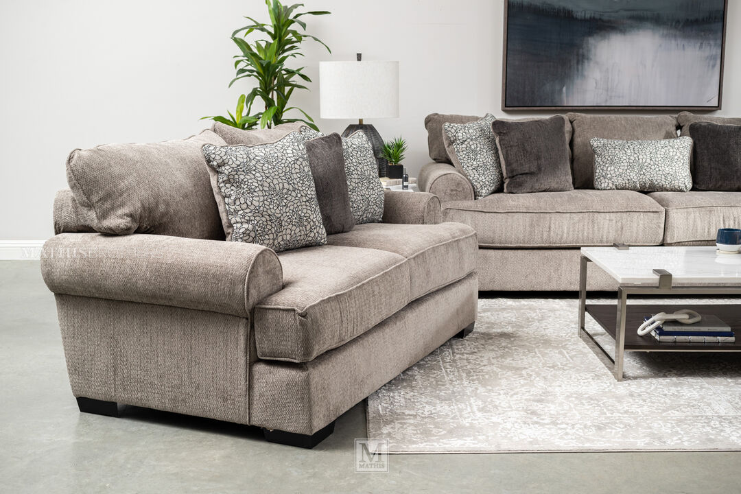 Mustang Loveseat