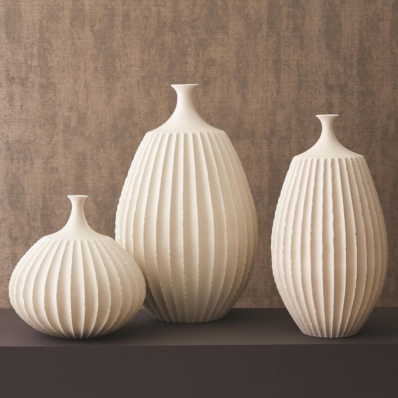 Sawtooth Vase