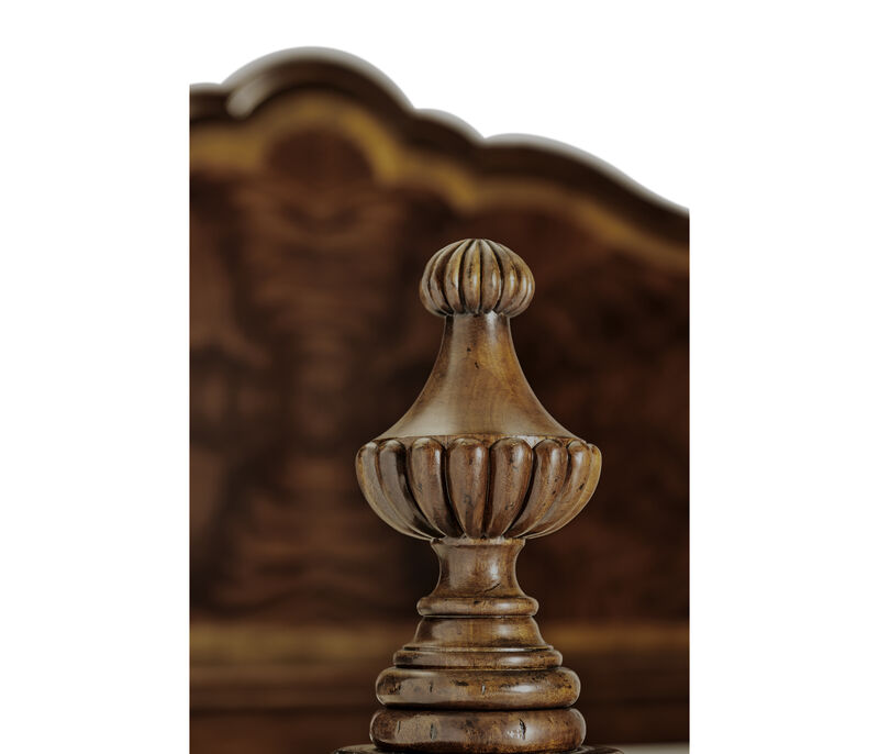 Versailles King Poster Bed